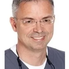 Dr. med. dent. M.Sc. M.Sc. Tim Übermuth
