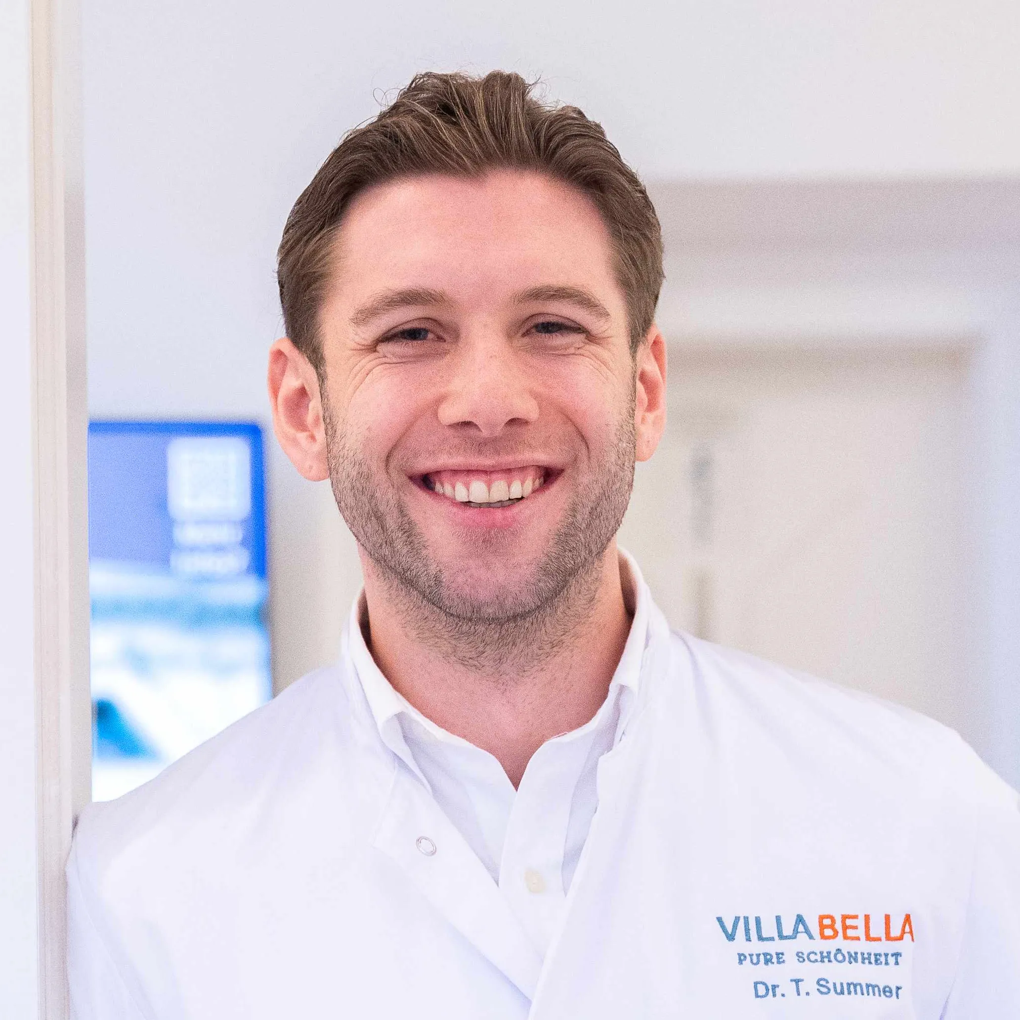 Dr. Tobias Summer