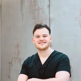 Yannick Tüns