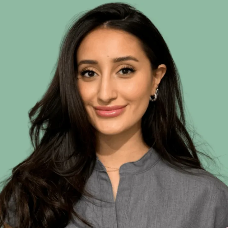 Yeganeh Dehghan- Noodeh